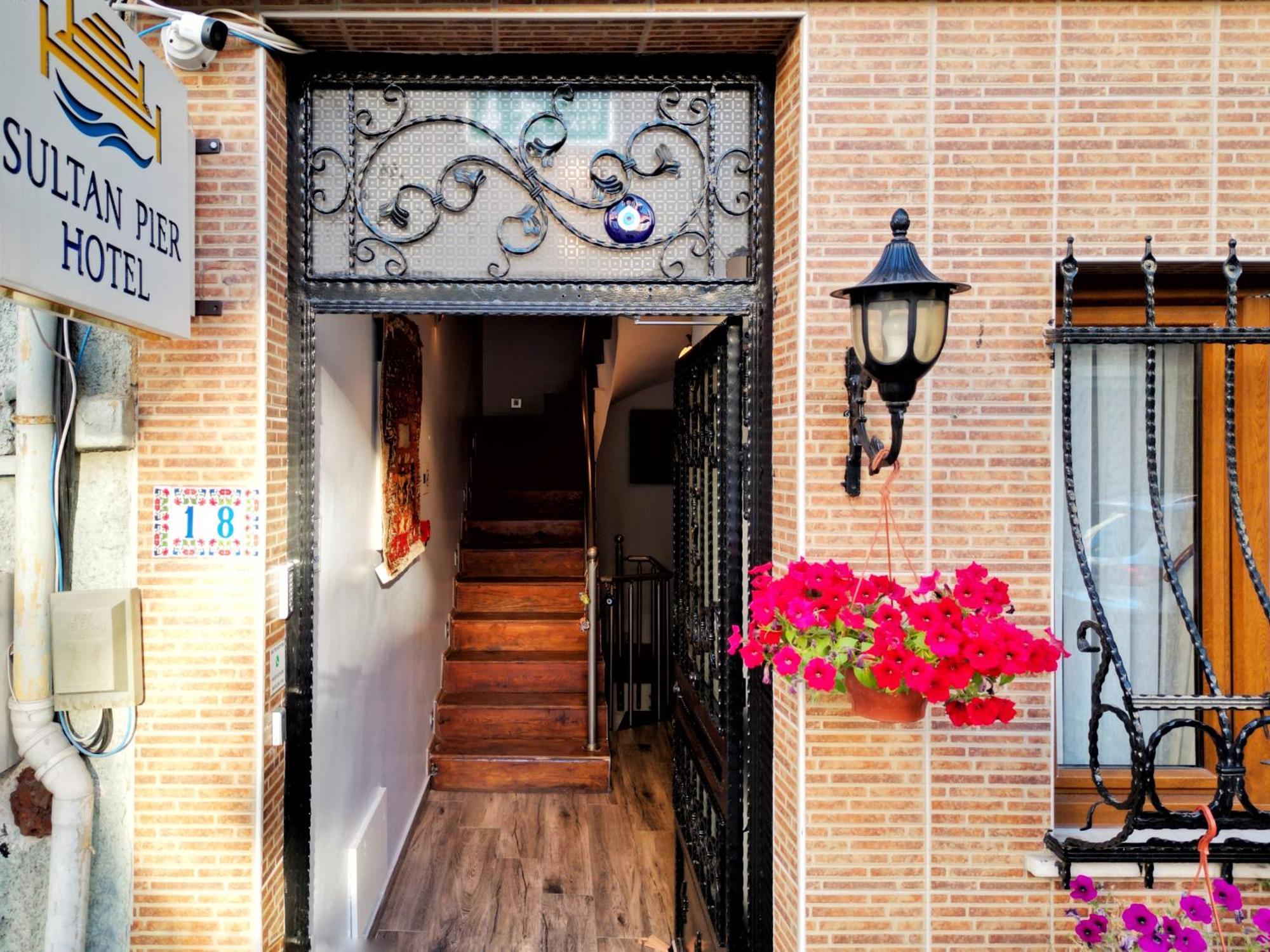 Sultan Pier Hotel Istanbul Exterior photo